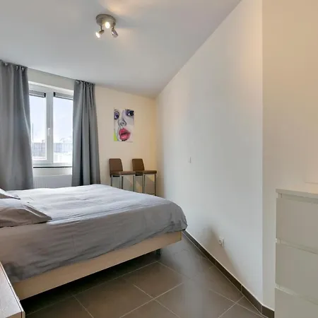 Lichtrijk Lägenhet *